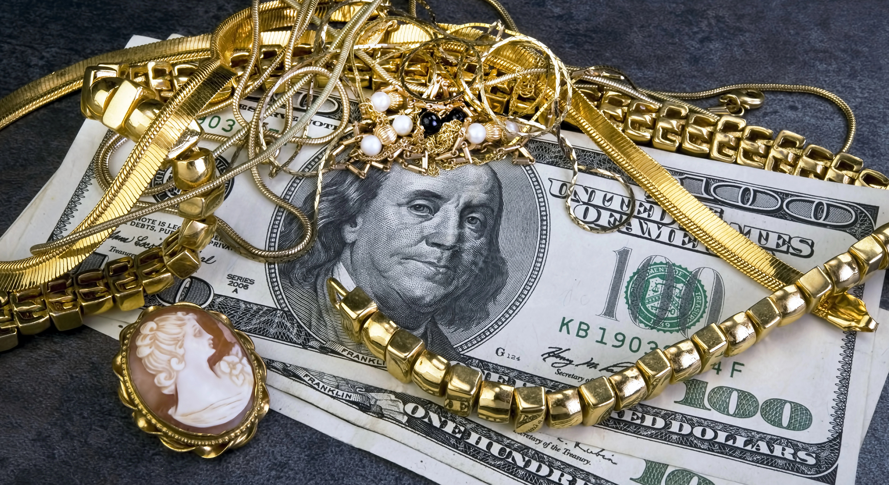 Gold jewerly
